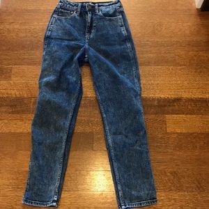 Hollister mom jeans vintage wash